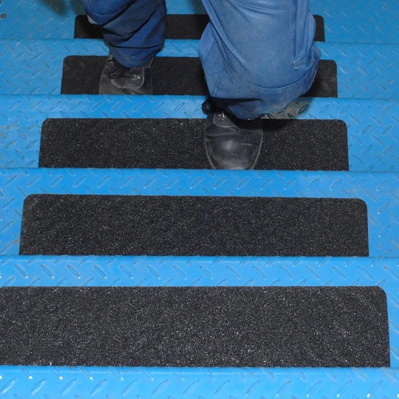 Conformable Anti Slip Tread Cleats Pre Cut Tiles 150mm x 610mm